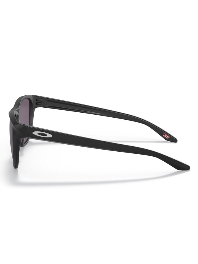 Oakley Manorburn Matte Black/Prizm Grey Sunglasses Spring 2026 | MATTE BLACK/PRIZM GREY