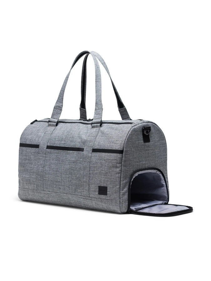 Herschel Novel Duffle Tech Bag | RAVEN (00919)