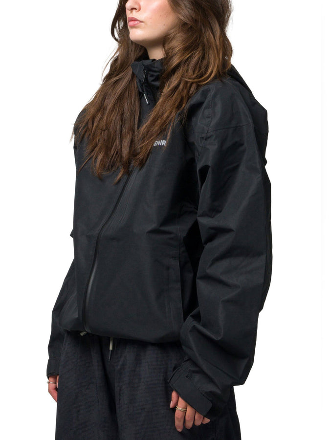 Souvenir 2.5 Ply 2027 – Shell Jacket | BLACK