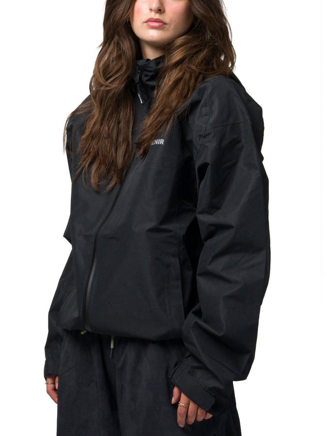 Souvenir 2.5 Ply 2027 – Shell Jacket | BLACK