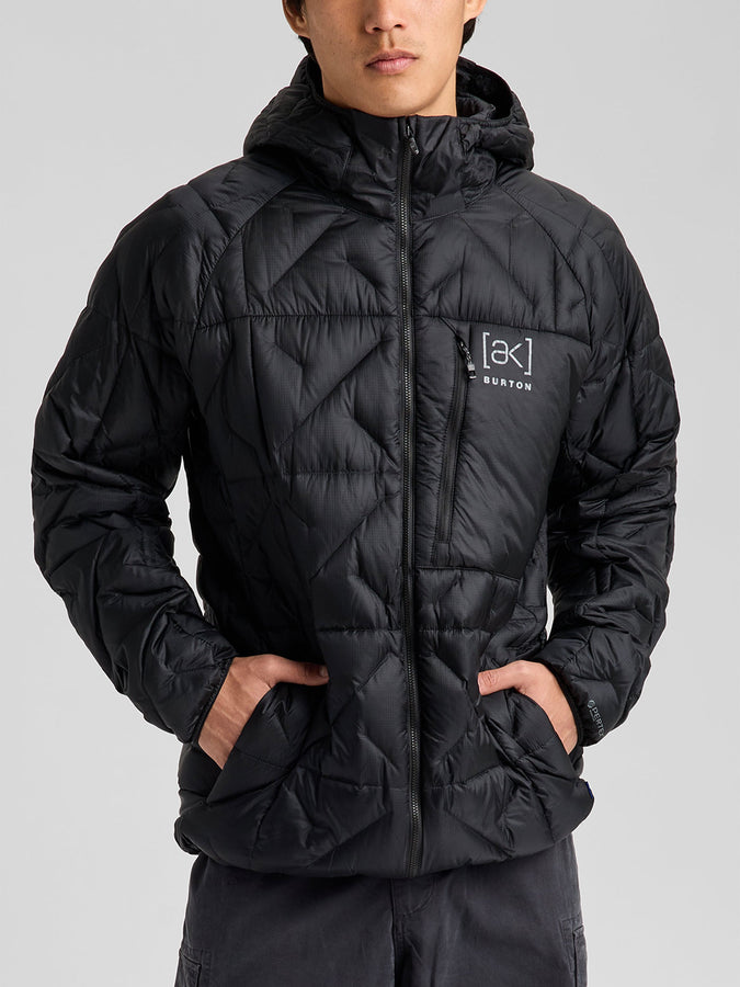 Burton [ak]® Baker Hooded Down 2027 – Insulator Jacket | TRUE BLACK (A04)