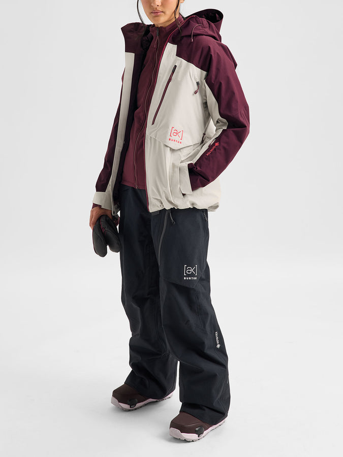 Burton [ak] Swash Synthetic GORE-TEX 2L 2027 – Women's | RUM RAISIN/CHNCHLLA GREY (EVG)