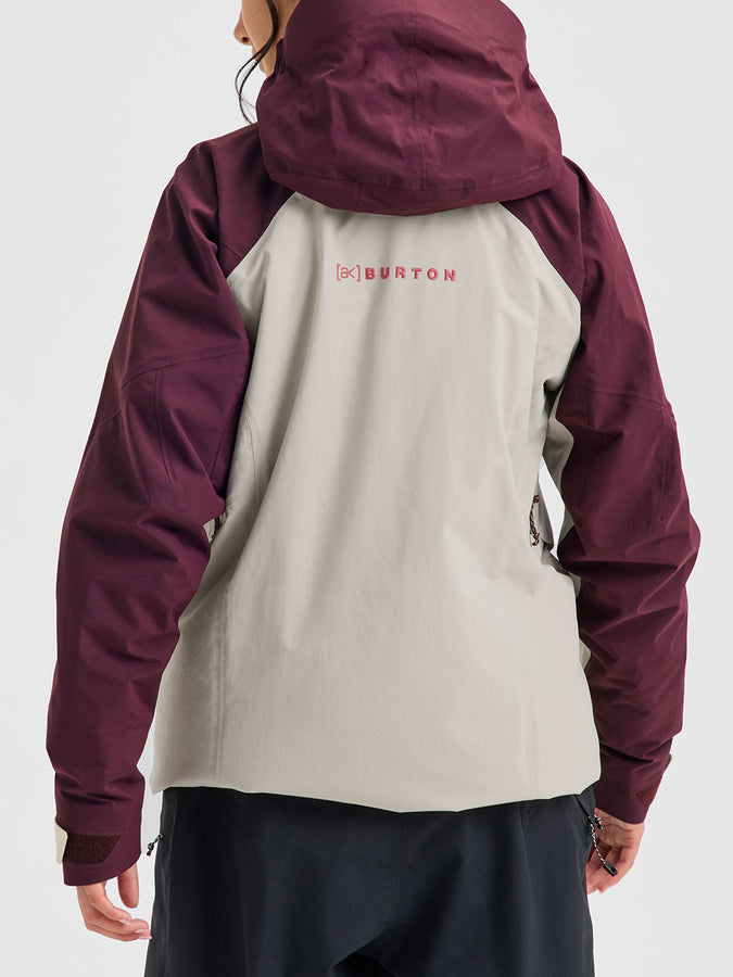 Burton [ak] Swash Synthetic GORE-TEX 2L 2027 – Women's | RUM RAISIN/CHNCHLLA GREY (EVG)