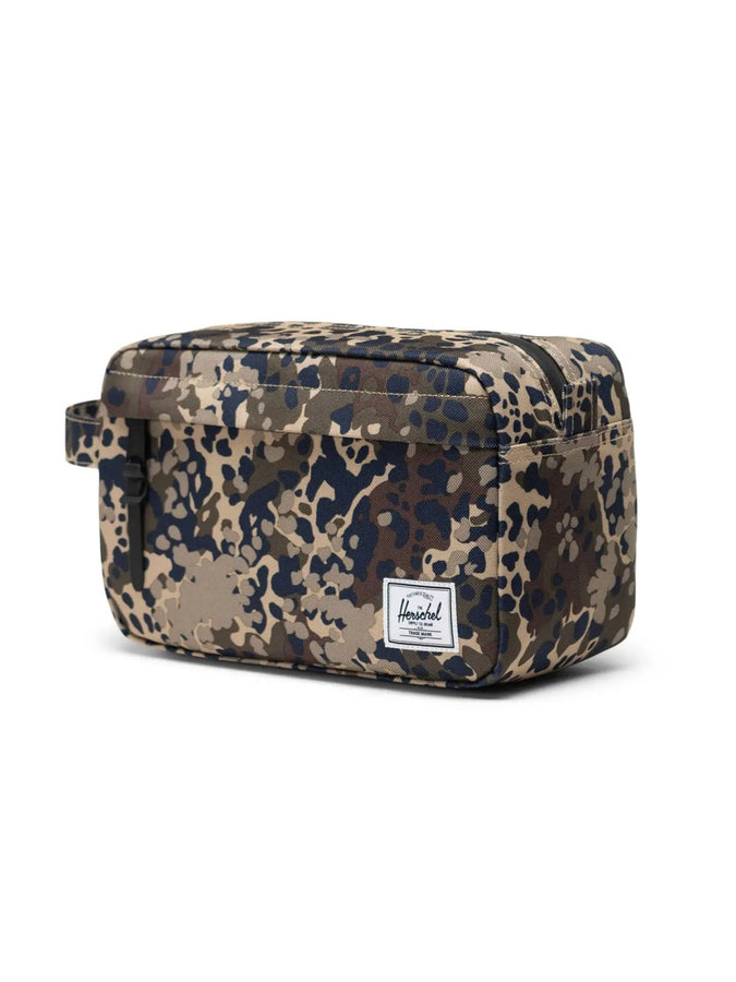 Herschel Chapter Travel Kit | TERRAIN CAMO (06091)