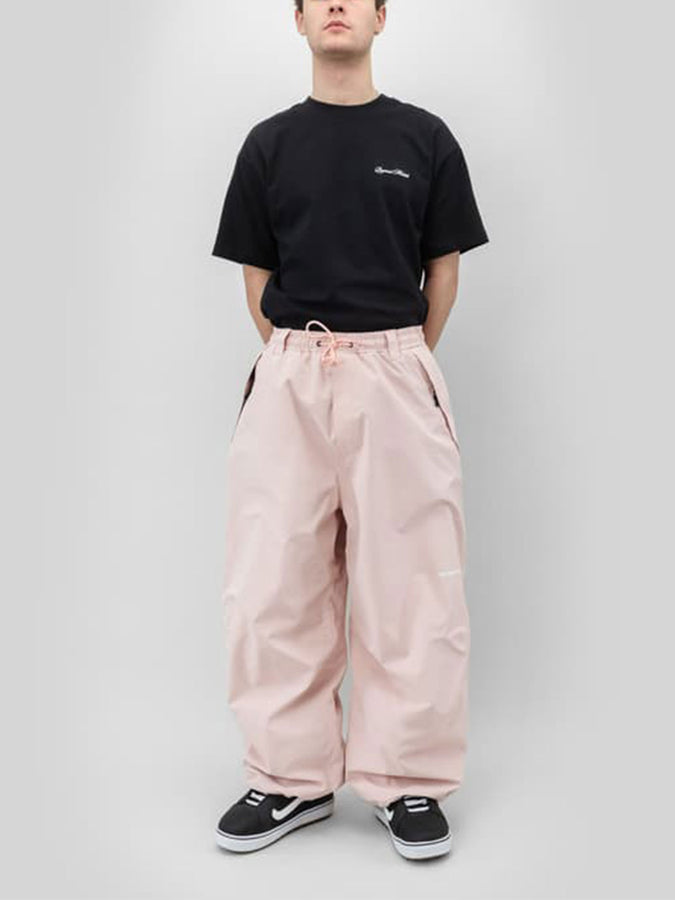 Beyond Medals Park 2027 – Shell Pants | PINK