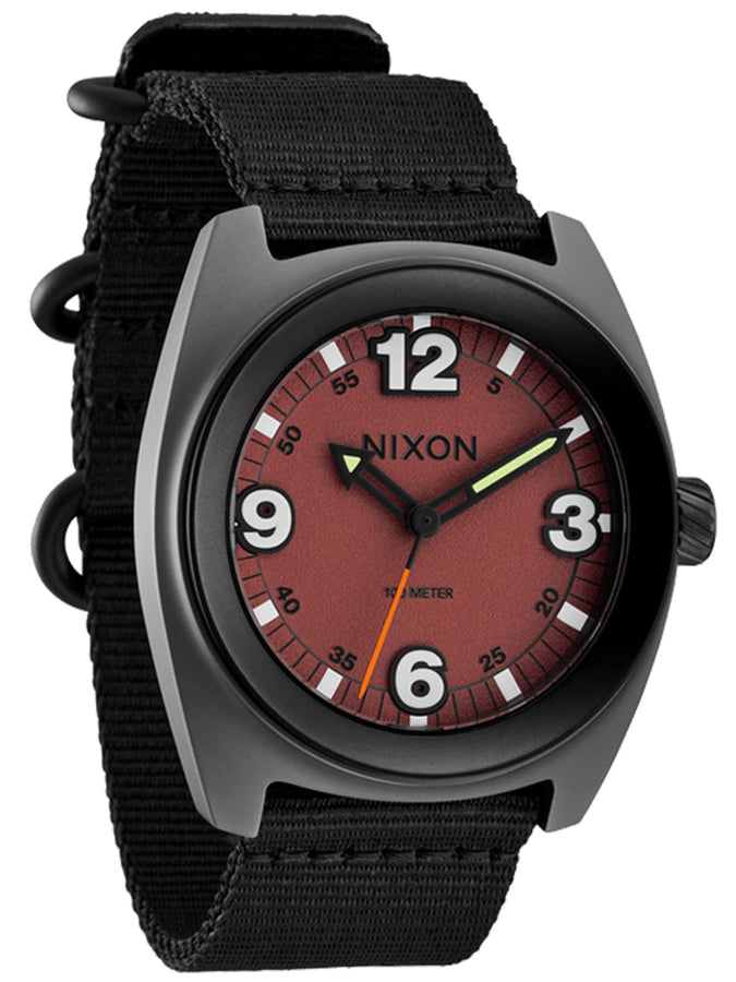 Nixon Clutch 42 Matte Gunmetal/Hot Sauce Watch 2025 | MAT GUNMETAL/HOT SAUCE (5351)