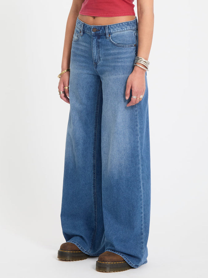 Volcom Stoned BF Lowrise Jeans Spring 2026 | WHTLBLUE (WLB)