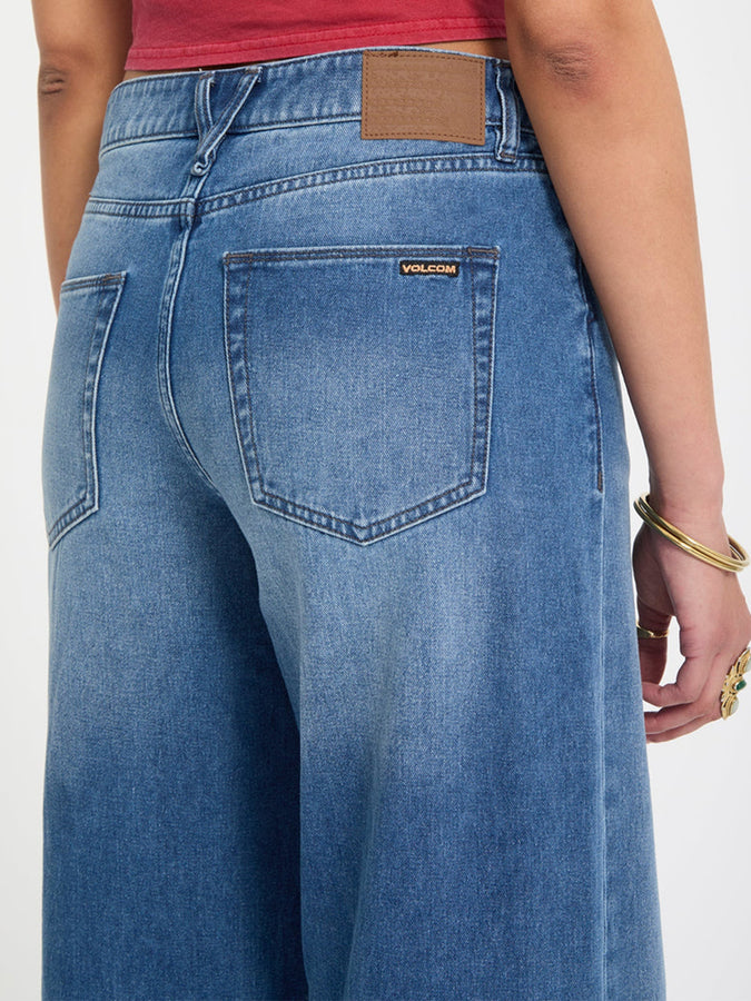 Volcom Stoned BF Lowrise Jeans Spring 2026 | WHTLBLUE (WLB)
