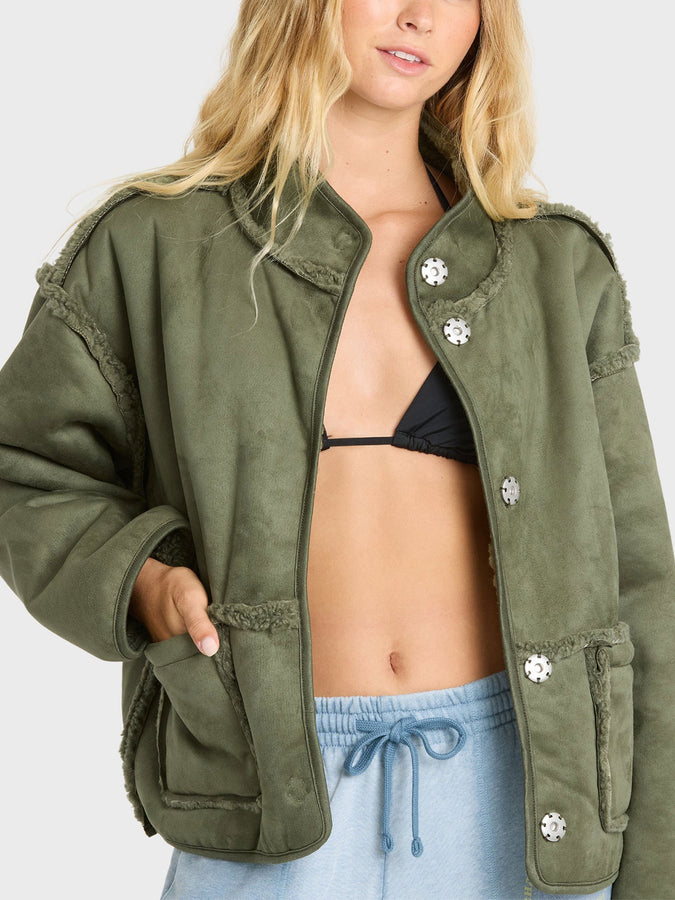 Billabong Camper Reversible Sherpa Jacket Fall 2026 | CANTEEN (CQP0)