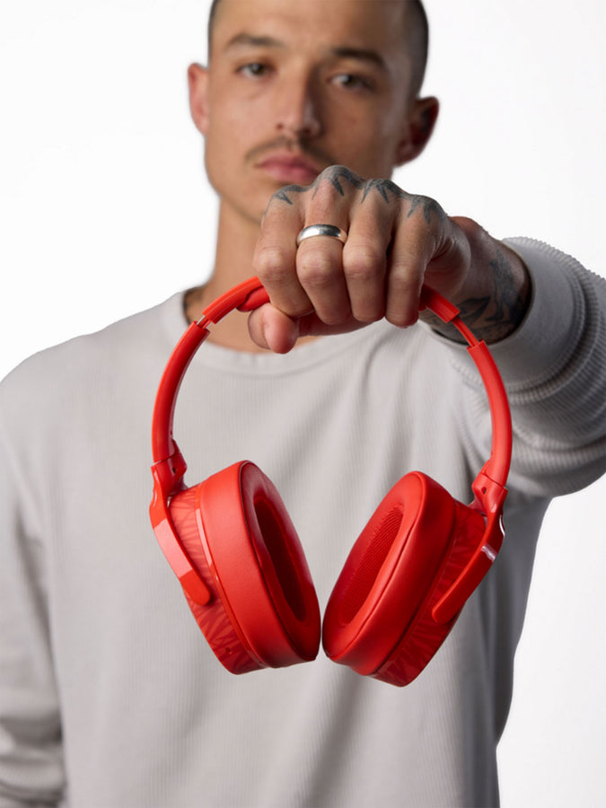 Skullcandy Hesh Triple Threat Plasma Headphones | TRIPLE THREAT PLASMA