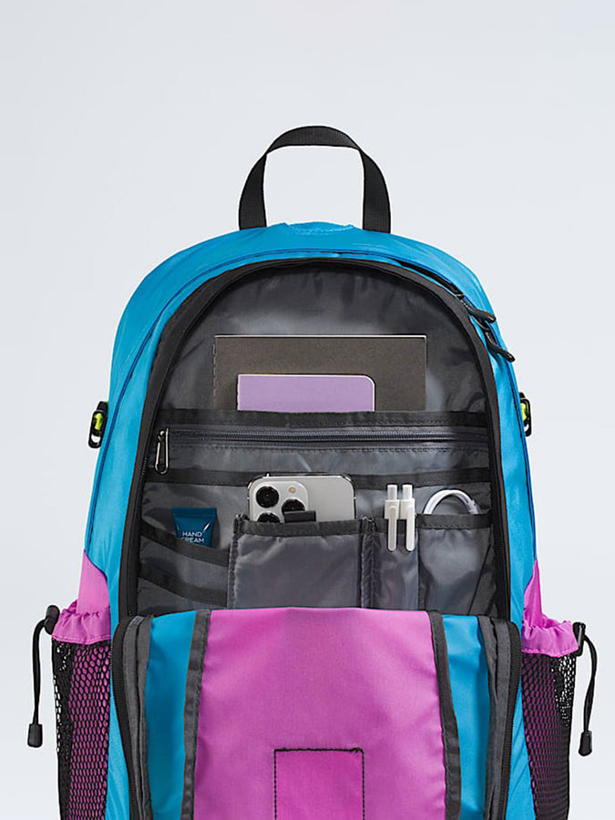 The North Face Hot Shot Se Backpack Spring 2026 | MRDN BLUE/VLT/FIZZ LIME (PA7)