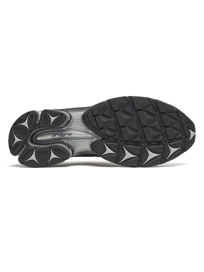 BLACK/SILVER