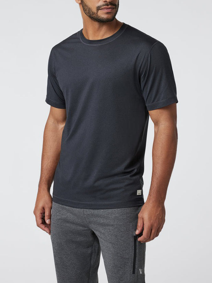 Vuori Tradewind Perfomance 2.0 T-Shirt Spring 2025 | BLACK HEATHER (HBK)