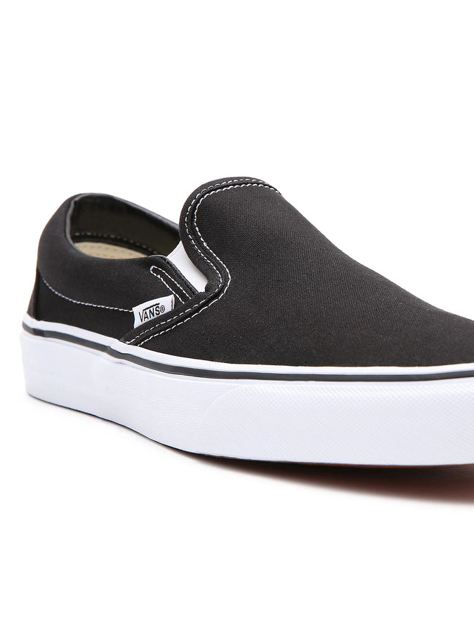 Vans Classic Slip-on Black Shoes | BLACK (BLK)