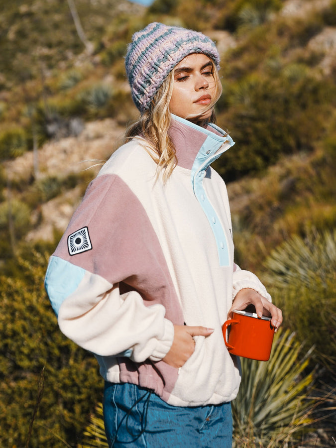 Notice the Reckless Vallières Cropped Polar Fleece Fall 2026 | CREAM/DARK PINK/BABY BLUE