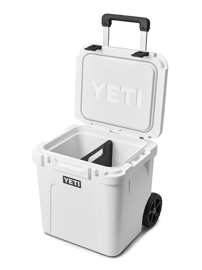 Yeti Roadie Wheeled Cooler Divider | BLACK