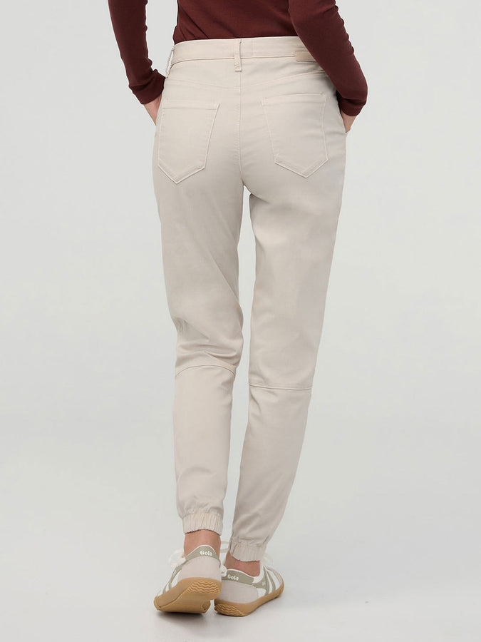 Duer Live Lite High Rise Jogger Pants Spring 2026 | SANDSTONE (SSN)
