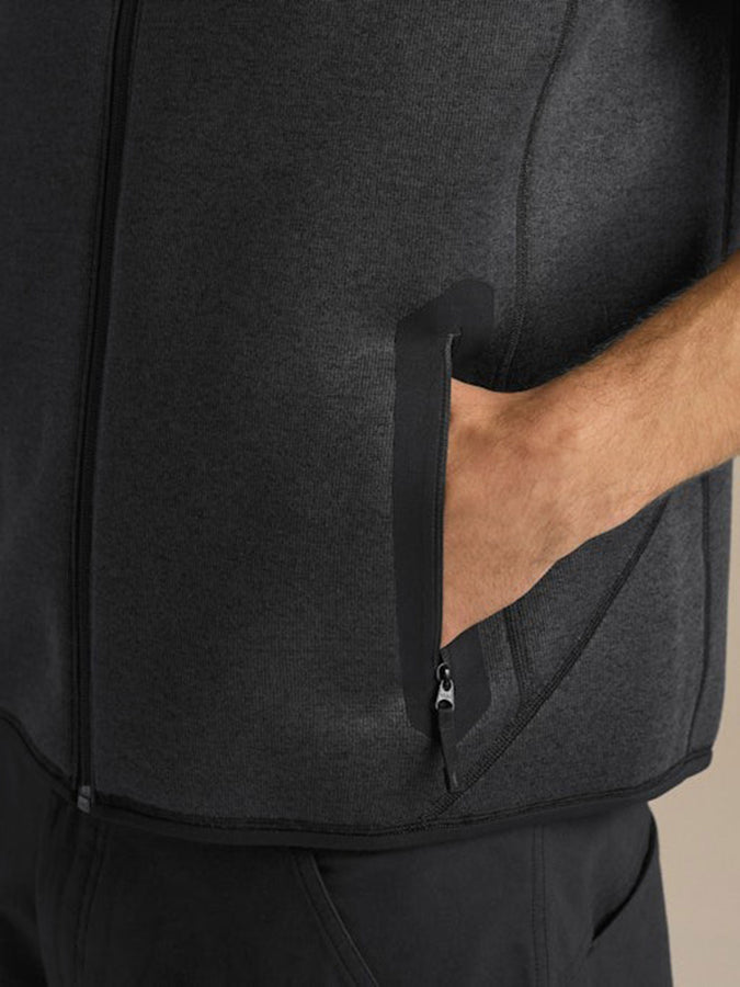 Arc'teryx Covert Vest Fall 2026 | BLACK HEATHER