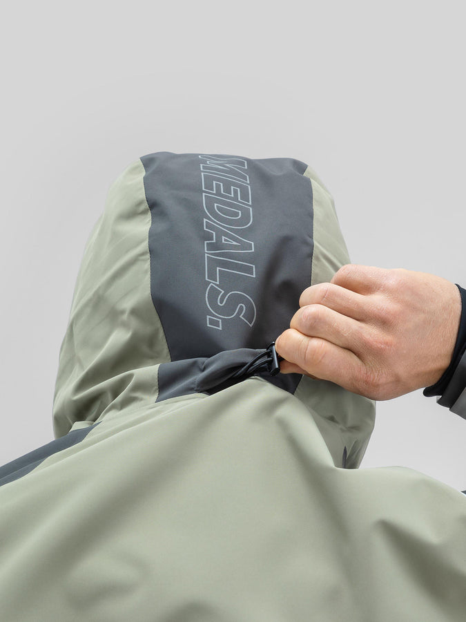 Beyond Medals Nostalgia 2027 Shell Jacket | GREEN