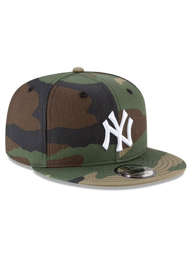 New Era MLB Basic Snap 9Fifty New York Yankees Hat | WOODLAND CAMO