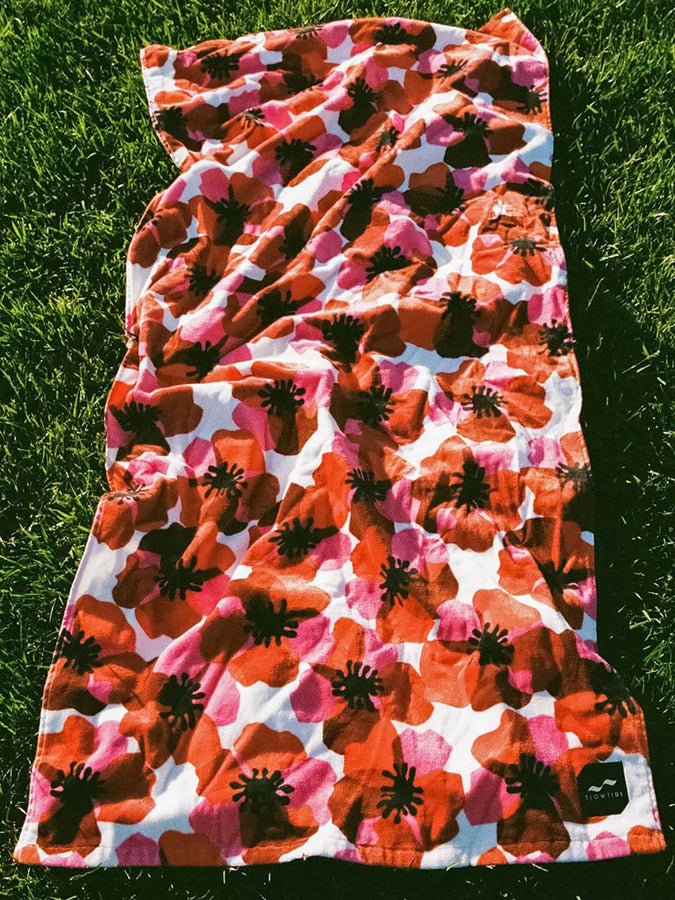 Slowtide Tahiti Sunburnt Beach Towel | SUNBURNT
