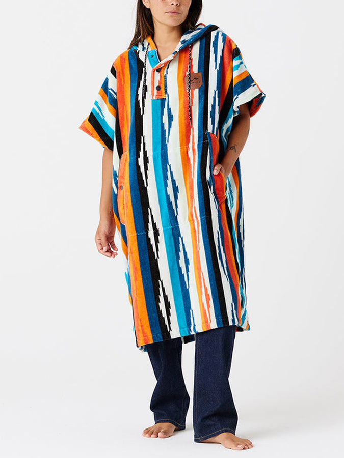 Slowtide Duvall Extra-Warm Poncho Spring 2026 | MULTI