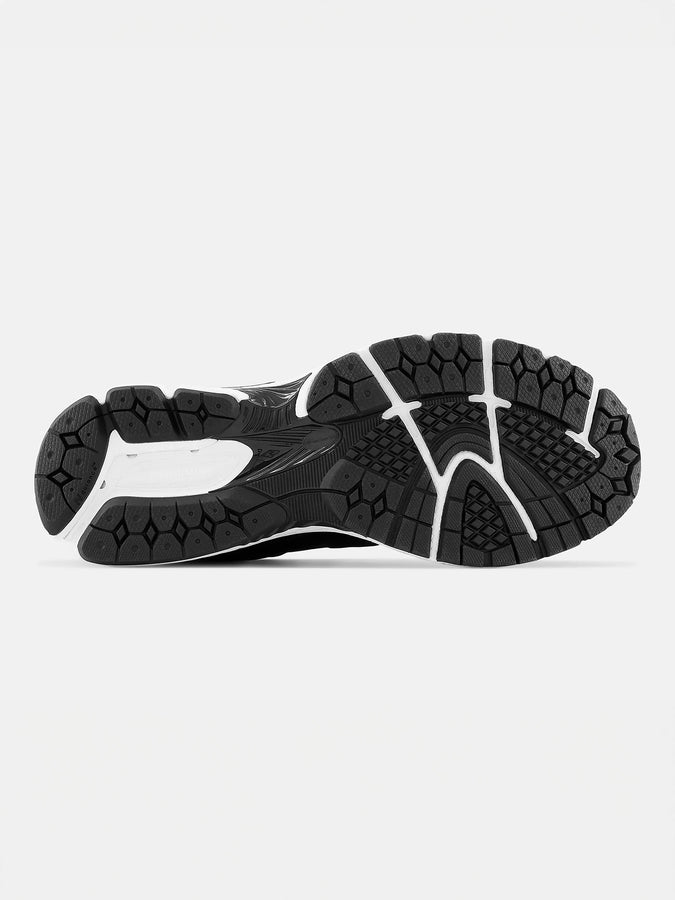 New Balance 2002r Black/Phantom/Gunmetal Shoes Spring 2025 | BLACK/PHANTOM/GUNMETAL