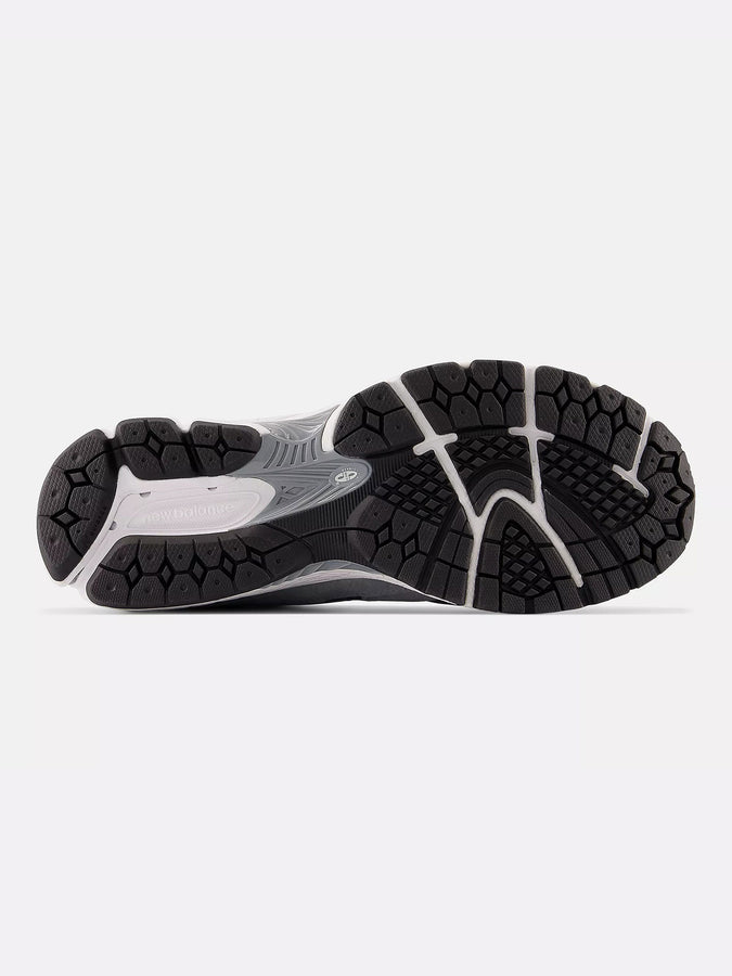 New Balance 2002r Steel/Lead/Orca Shoes Spring 2025 | STEEL/LEAD/ORCA