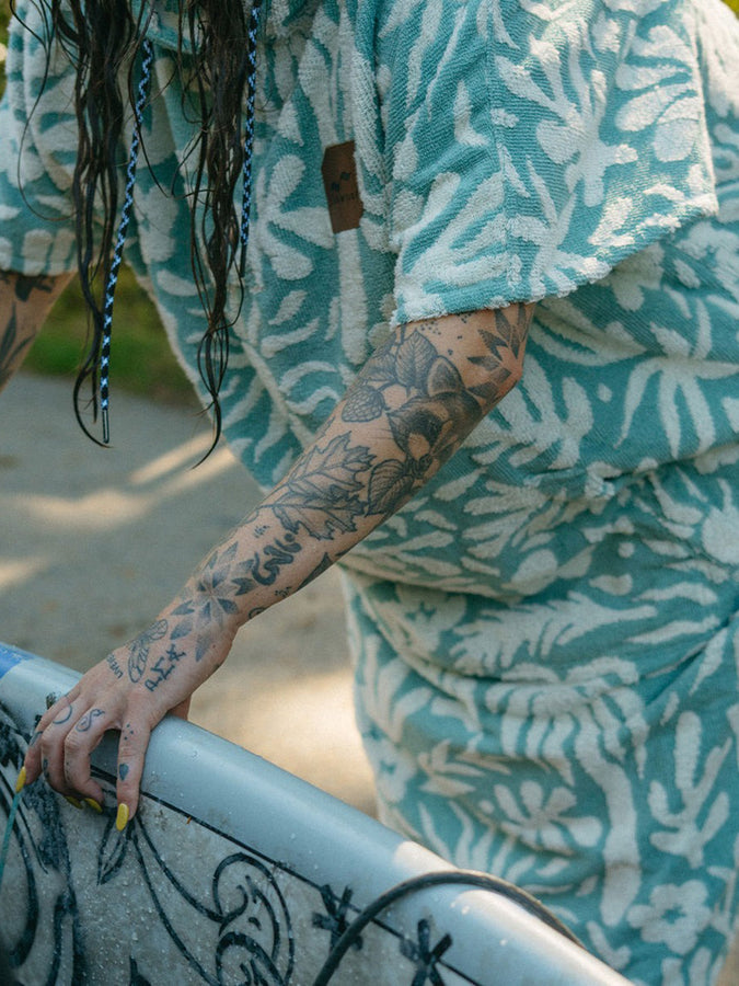 Slowtide Sunny Sky Blue Extra-Warm Poncho Spring 2026 | SKY BLUE