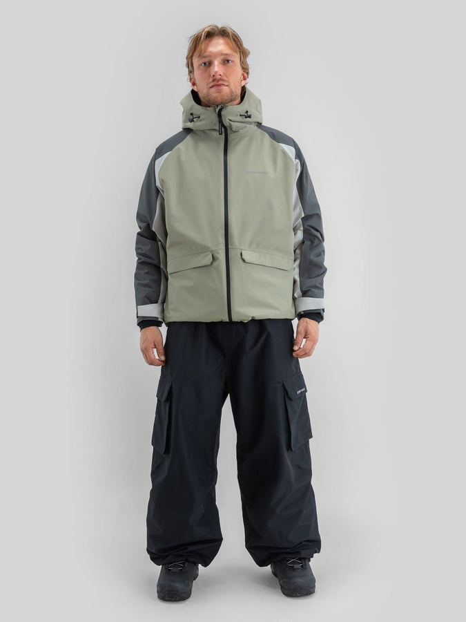 Beyond Medals Nostalgia 2027 Shell Jacket | GREEN