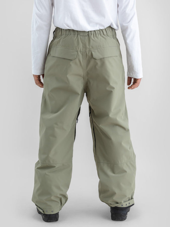 Beyond Medals Nostalgia 2027 – Shell Pants | GREEN