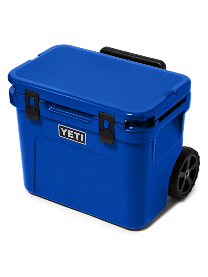 Yeti Roadie 32 Royal Blue Wheeled Cooler | ROYAL BLUE