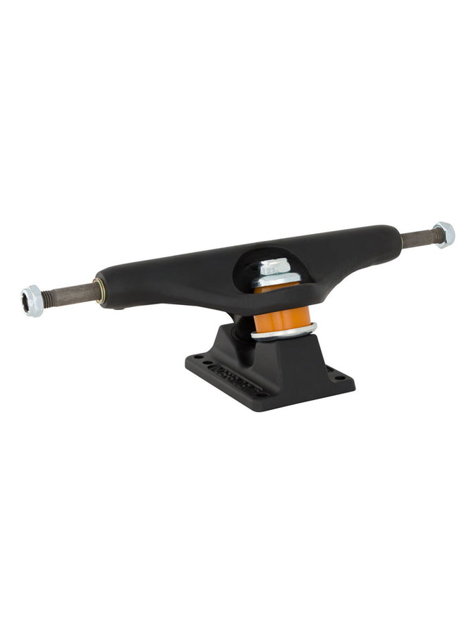 Independent Stg11 Blackout 159mm Skateboard Trucks | BLACKOUT