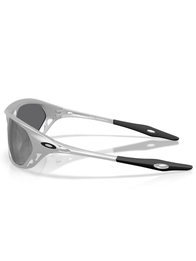 Oakley Cage Jacket X Silver/Prizm Black Polarized Sunglasses | SILVER/PRIZM BLACK