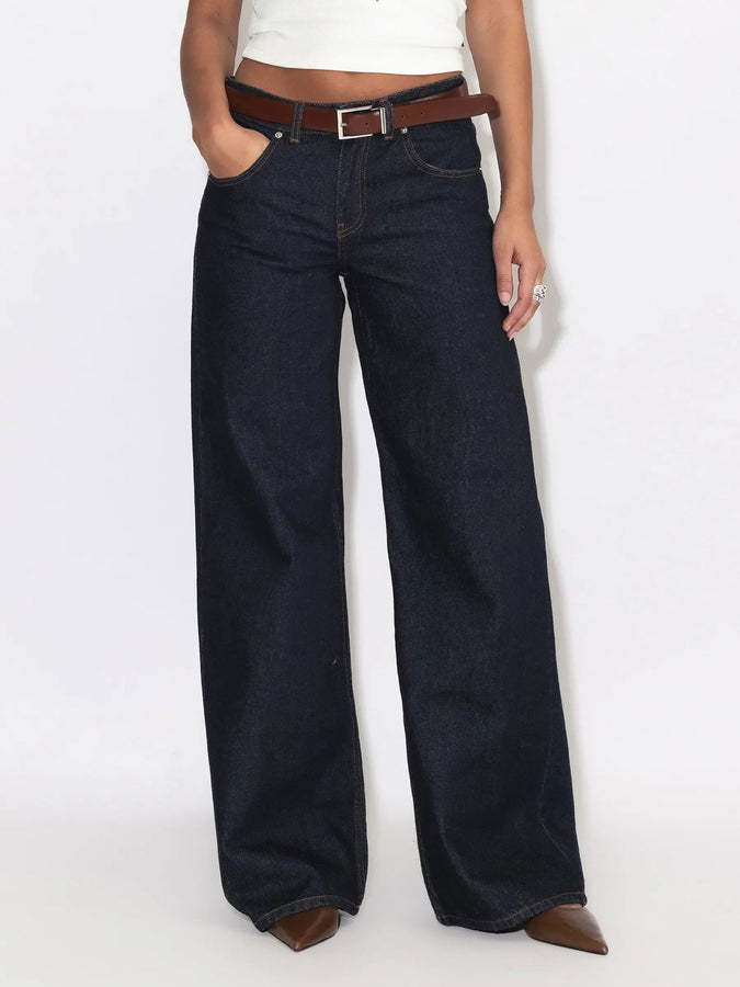Dr. Denim Rhue Low Wide Stream Rinse Jeans Fall 2026 | STREAM RINSE (K62)
