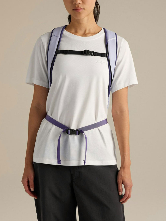 Arcteryx Mantis 16 Backpack | KASUMI/BLURPLE