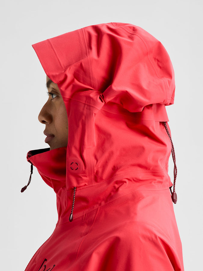 Burton GORE-TEX [ak]® Kimmy Stretch 2027 – Women's Shell | HOT TAMALE (E9Z)