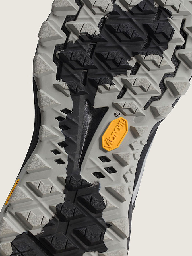 Vans Crosspath Xc GORE-TEX Black Metallic Shoes Winter 2027 | METALLIC BLACK (BLK)