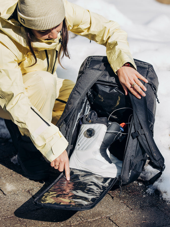 Burton Gig Boot Pack 48L Backpack | TRUE BLACK (A04)
