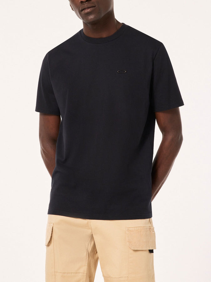 Oakley Relax 2.0 T-Shirt Fall 2026 | BLACKOUT (02E)