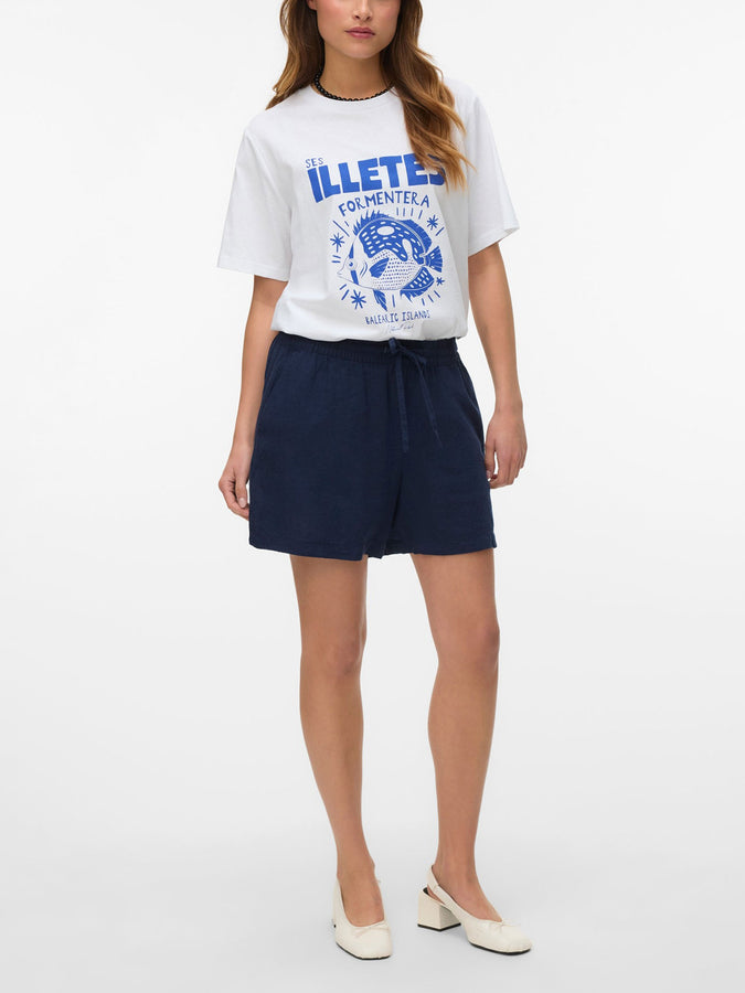 Vero Moda Linn Shorts Spring 2026 | NAVY BLAZER