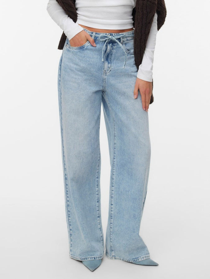 Vero Moda Wien Mr Wide Belt Jeans Spring 2026 | LIGHT BLUE DENIM