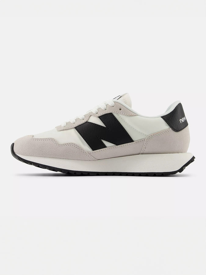 New Balance 237 Sea Salt/Silver Birch/Black Shoes Spring 2025 | SEA SALT/SILVER BIRCH/BLACK