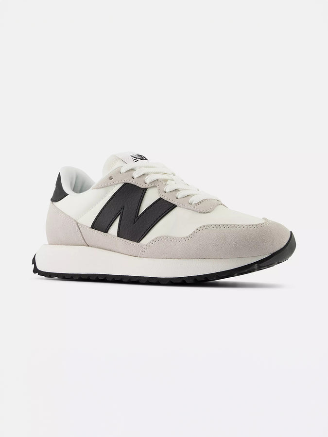 New Balance 237 Sea Salt/Silver Birch/Black Shoes Spring 2025 | SEA SALT/SILVER BIRCH/BLACK