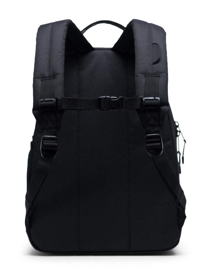 BLACK (00001)