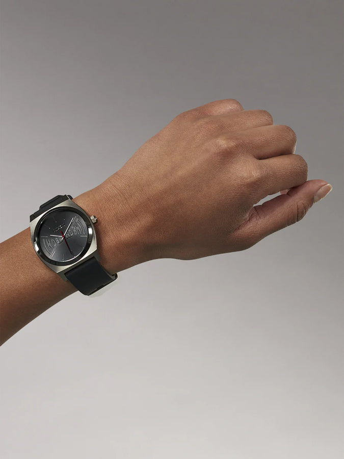 Nixon x Independent Time Teller Watch | GUNMETAL (131)